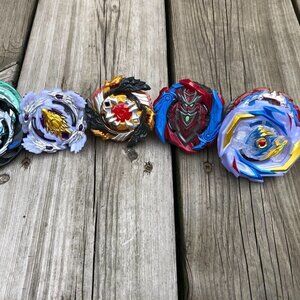LOT OF 5 Vintage Beyblades